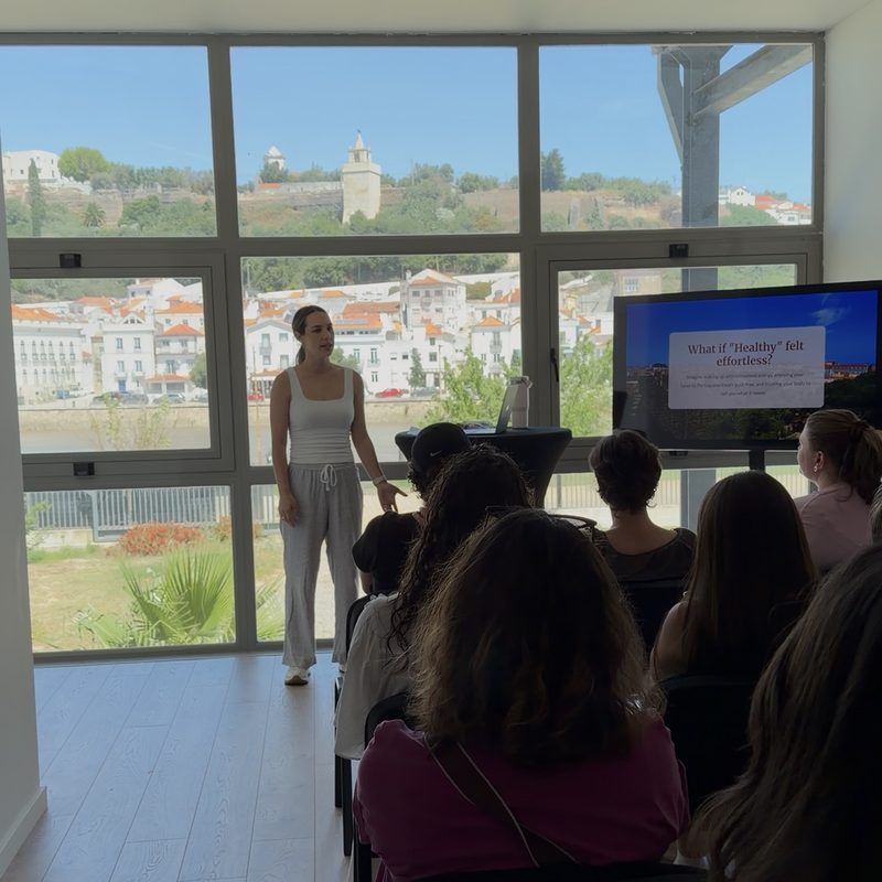Palestra no Vista Rio com vista sobre o rio